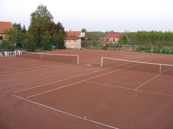 Tennis